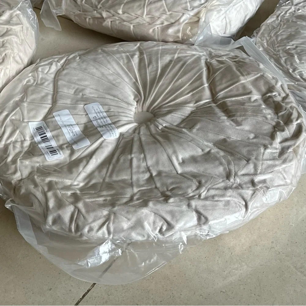 Nib 2pc Solid Color Throw Pillow, 3D Pumpkin Round Velvet Cushion